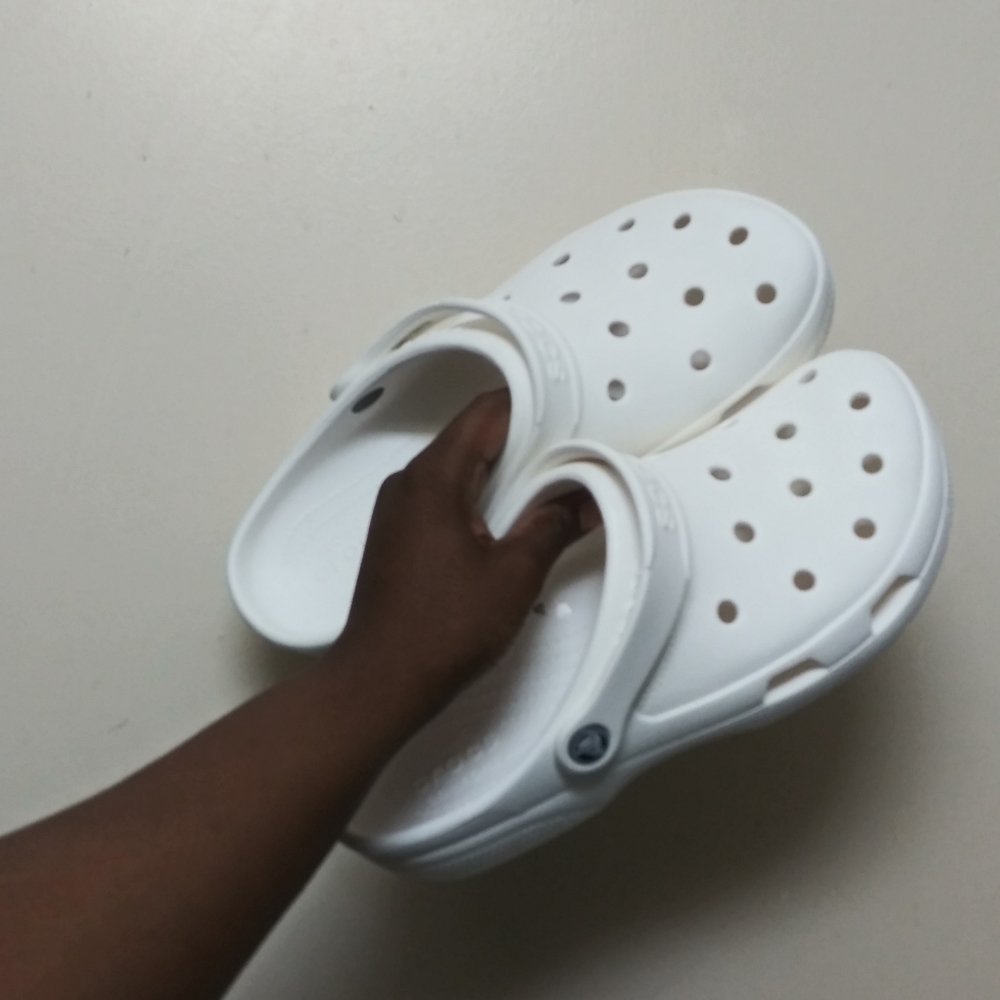 Custom Bedazzled & Rhinestone Crocs - Picture 8 of 8